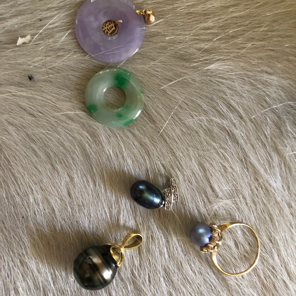 Pearls - Picture 3 of 3